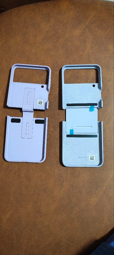 【美品】Galaxy ZFlip4au版SCG17純正ケース2種付 SIMフリー