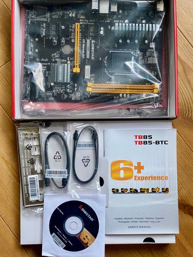 BIOSTAR TB85 マザーボード PCパーツ　102個まとめて