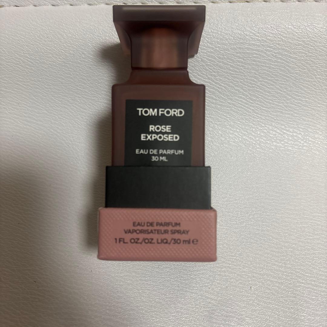 TOM FORD ROSE EXPOSED 30ml 香水(ワンプッシュのみ使用