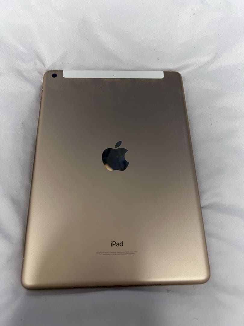 iPad(第5世代) 32GB ゴールド