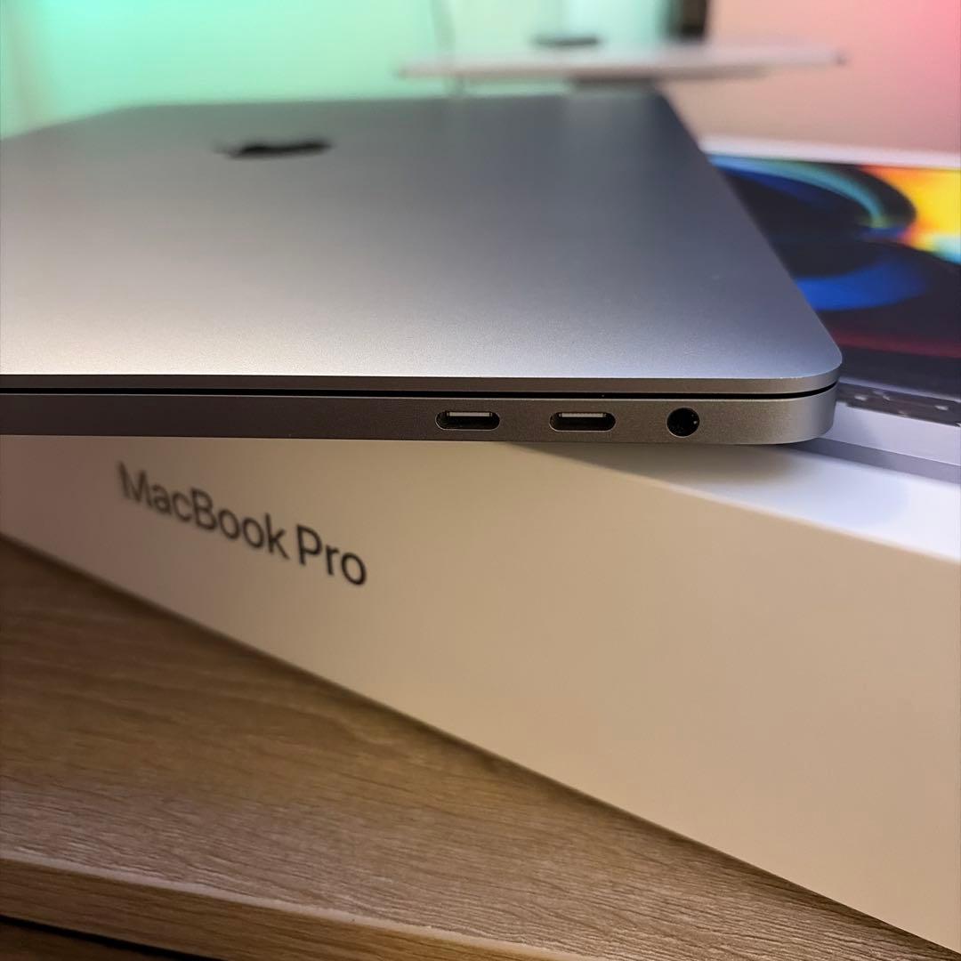 MacBookPro 16インチ 2019 i7 SSD 512GB