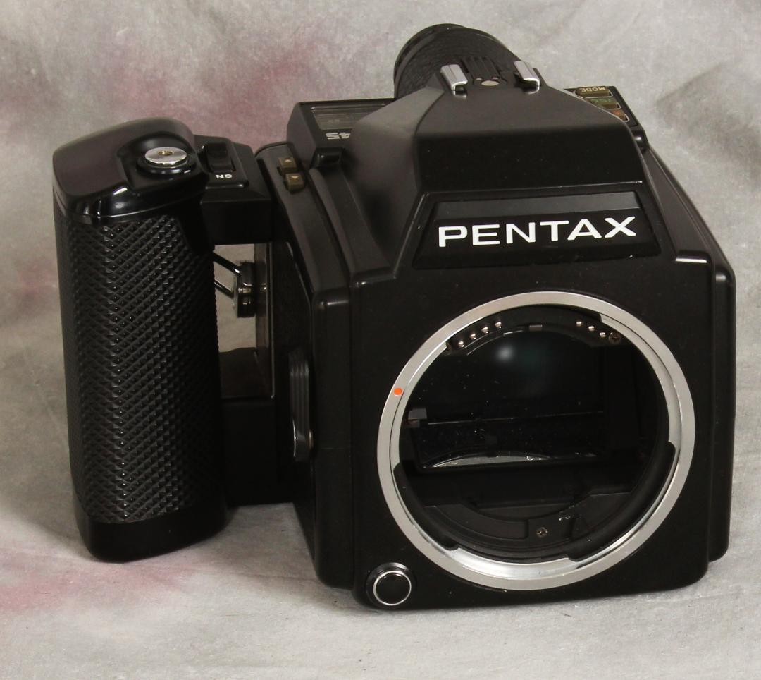わ*ん様 PENTAX 645 本体 (RI05-7-18)