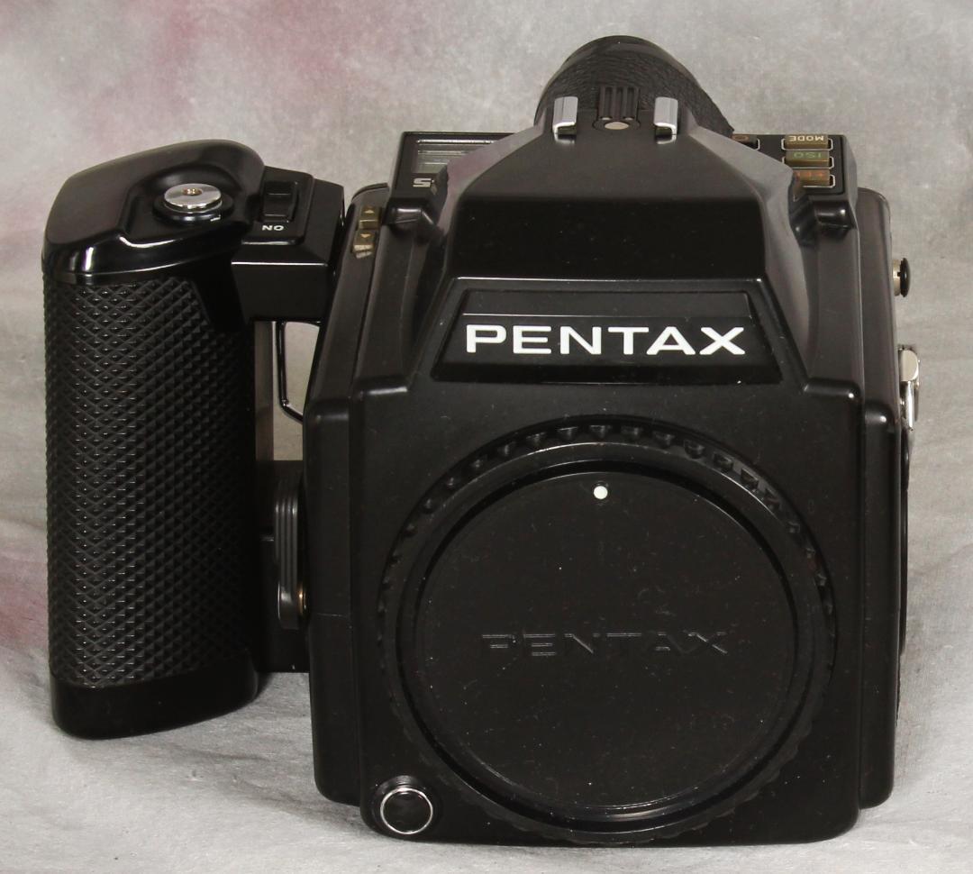 わ*ん様 PENTAX 645 本体 (RI05-7-18)