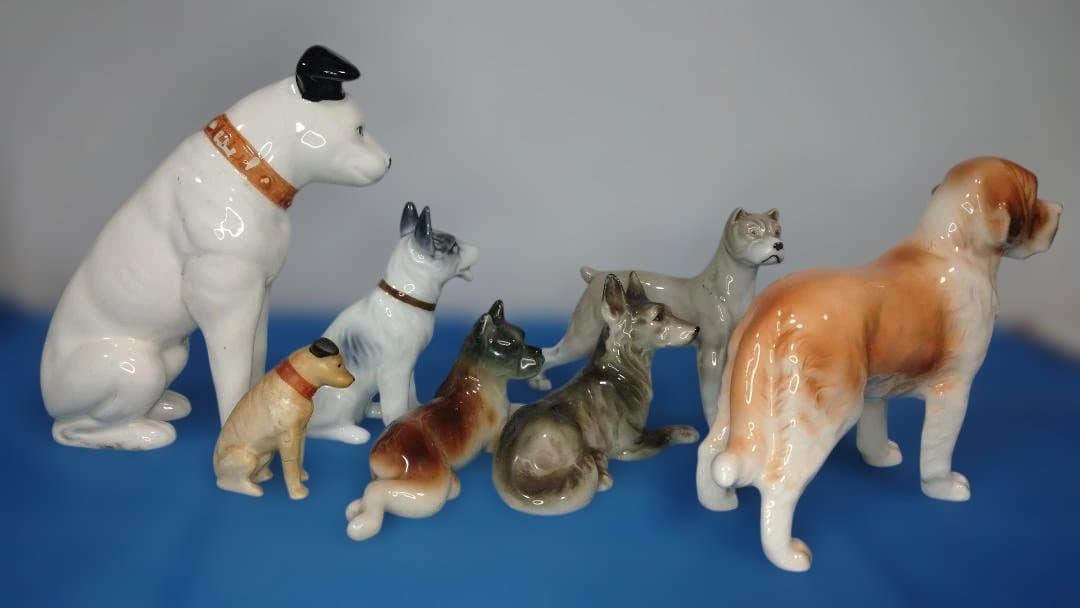 陶器製犬フィギュア7体セット