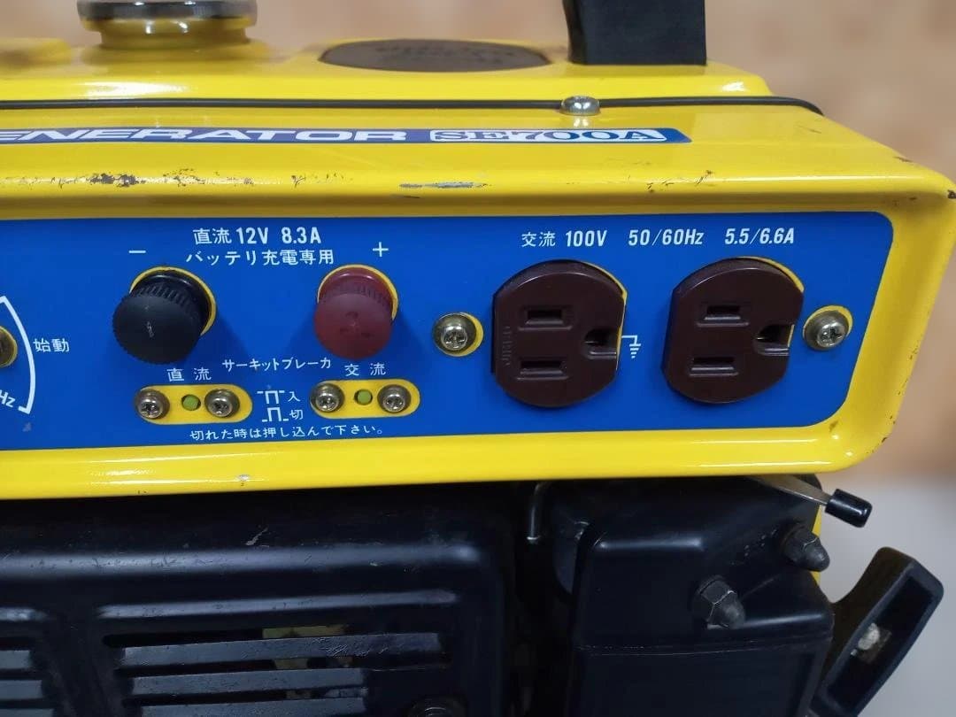 SUZUKI　スズキ　エンジン発電機　SE700A