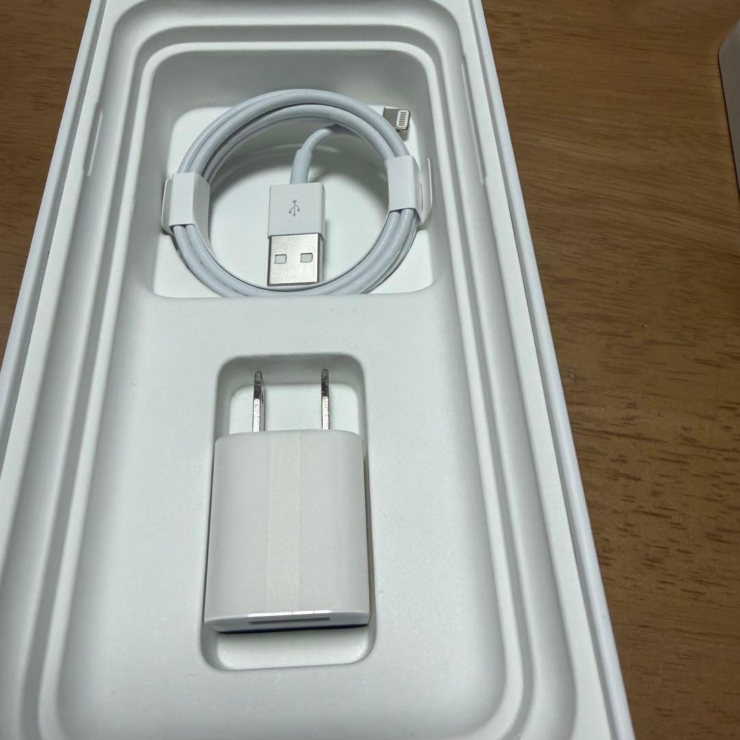 iPhone 11 64㎇ ブラック 本体 箱あり SIMフリー 箱あり