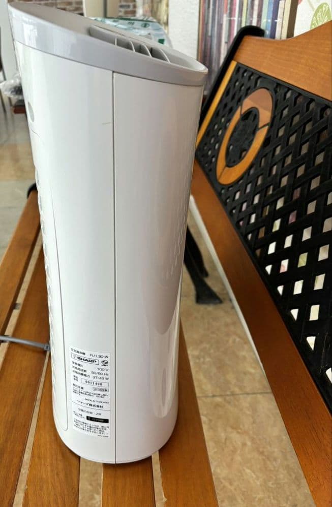 シャープ　空気清浄機　FU-L30-W 2020年製