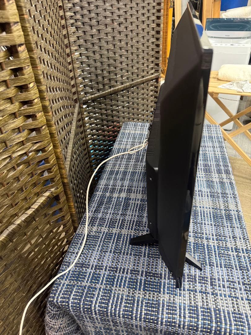 【美品】ジョワイユ　32型　液晶テレビ　JOY-32TVSUMO1-W