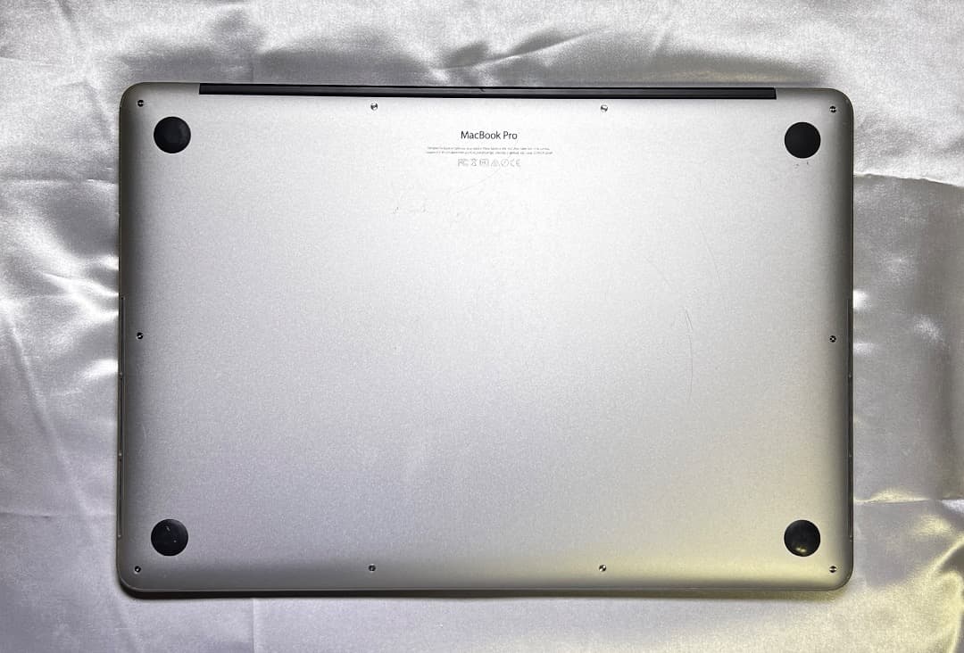ダブルOS♪〜Mac & Windows 15インチ【CS6 / Office】