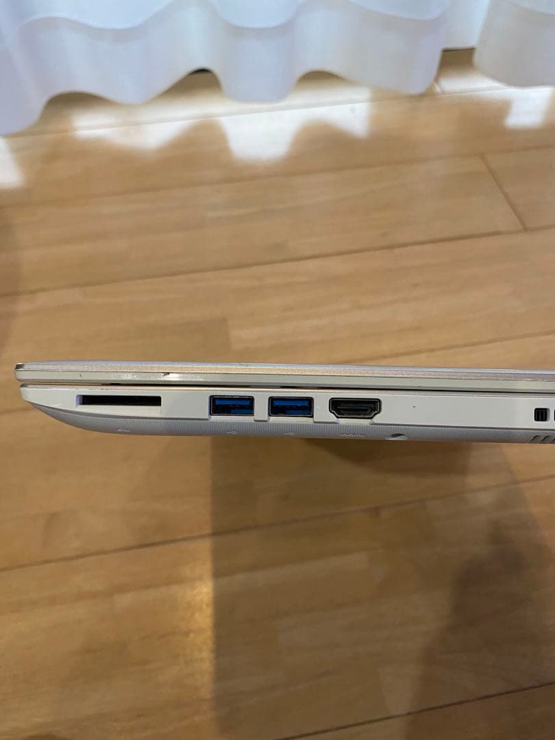 dynabook T45 シルバー ノートPC