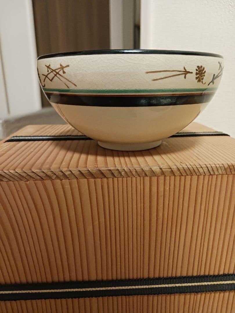 真葛香斎 松葉の絵 数茶碗 4客 共箱 茶道具 眞葛香斎 宮川香斎