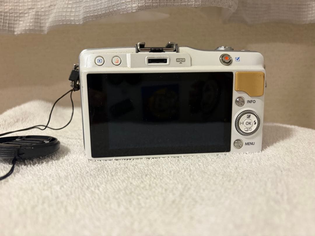 オリンパス OLYMPUS PEN mini E-pm2 ホワイト