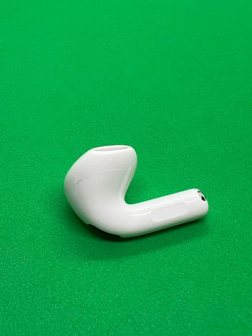 Apple AirPods 第4世代 R右耳 ANC非搭載 668