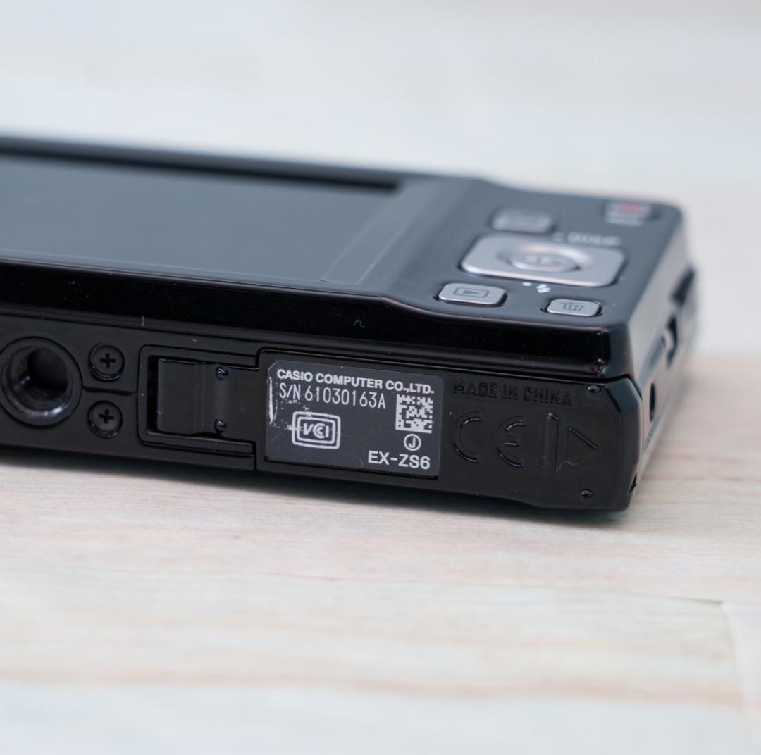 【美品】CASIO EXILIM EX-ZS6 コンデジ ブラック