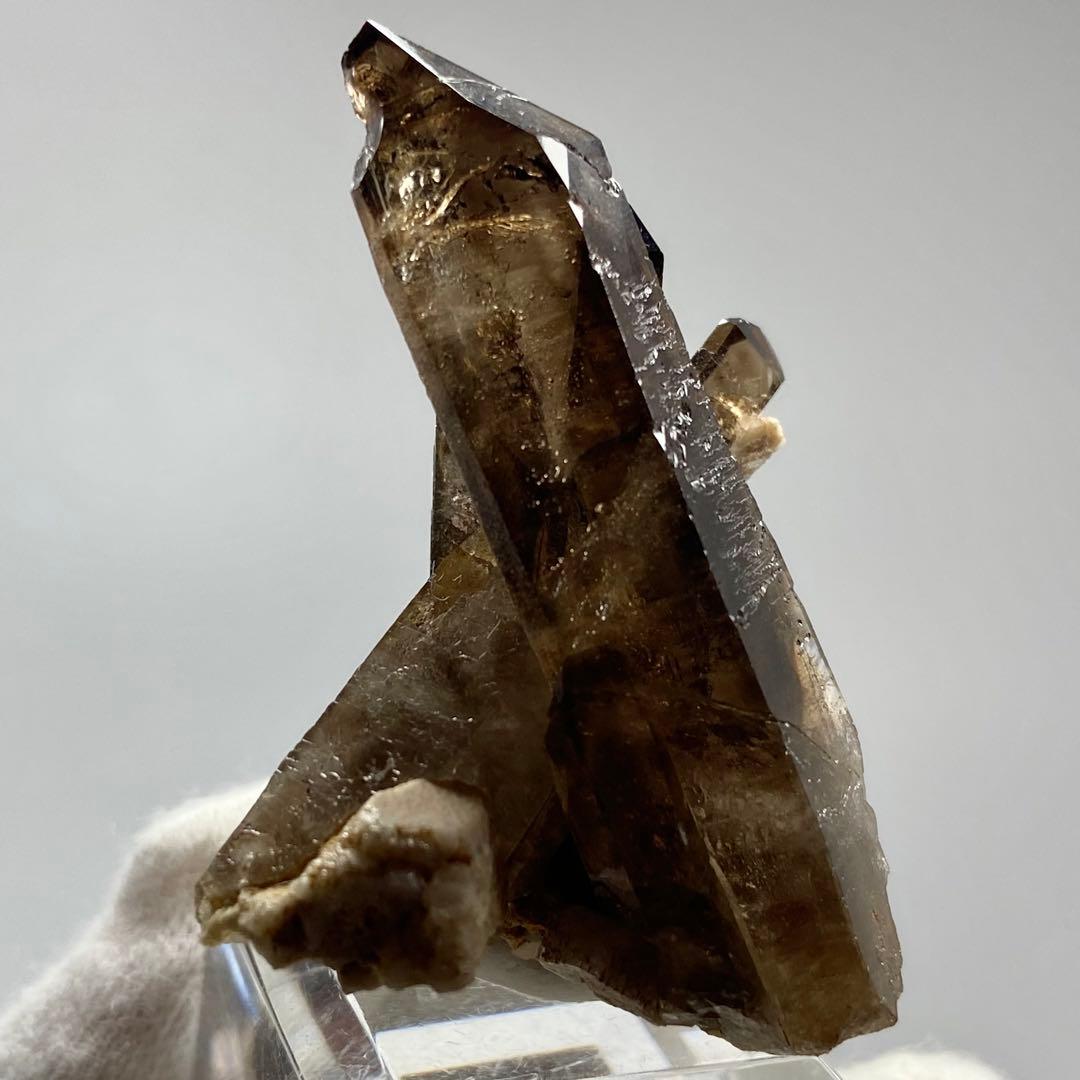 スモーキークォーツ　煙水晶　鉱物標本　原石　天然石　ストーン　マラウィ産
