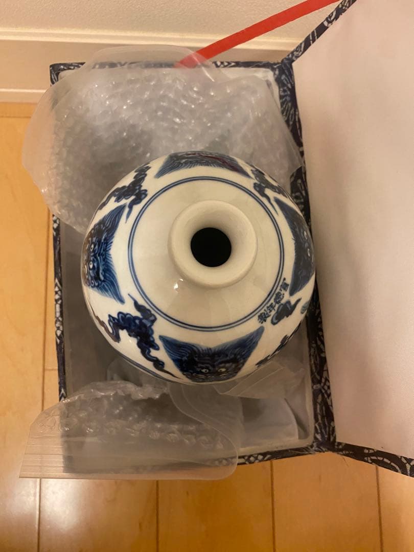 景徳鎮　陶磁器　装飾品　現代工芸品　美術品　置物