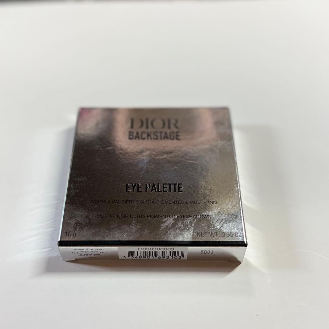 新品未使用　Dior Backstage アイパレット 9色　003