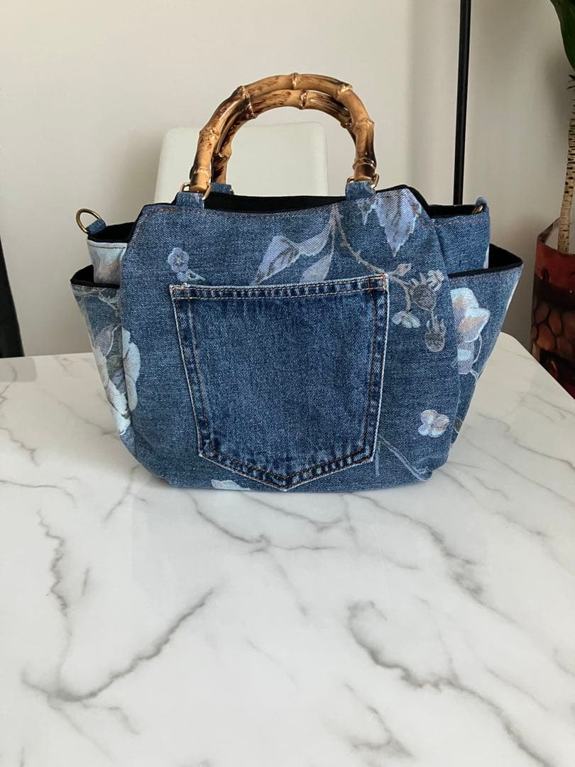 725にゃあMom 　デニムリメイクバック　ハンドメイド