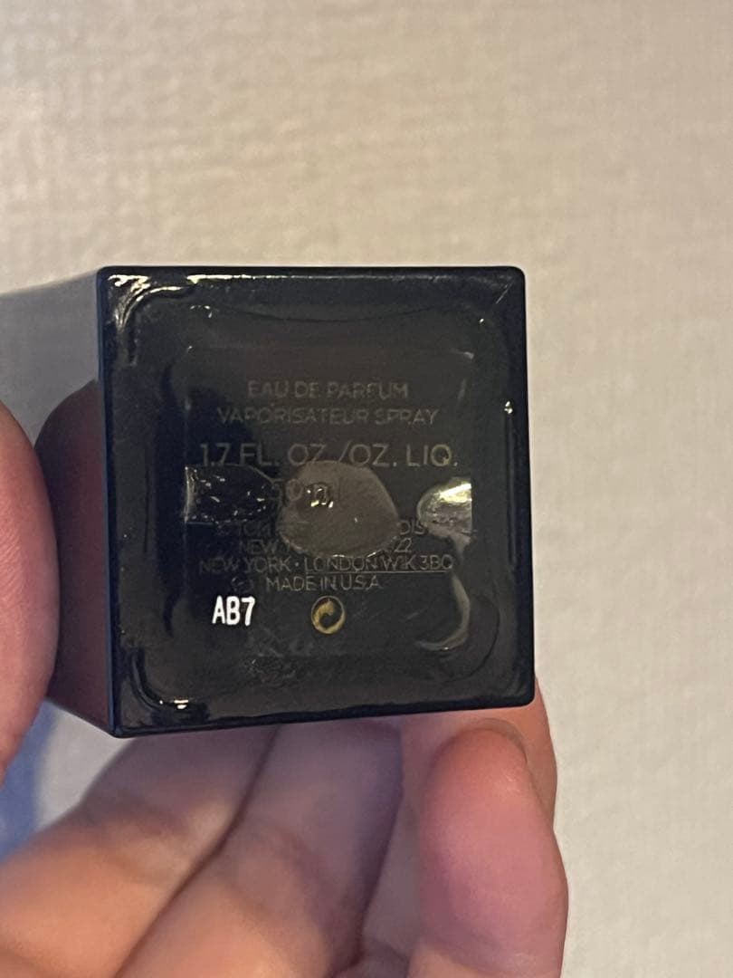 香水(男性用) TOM FORD TUSCAN LEATHER 50ml