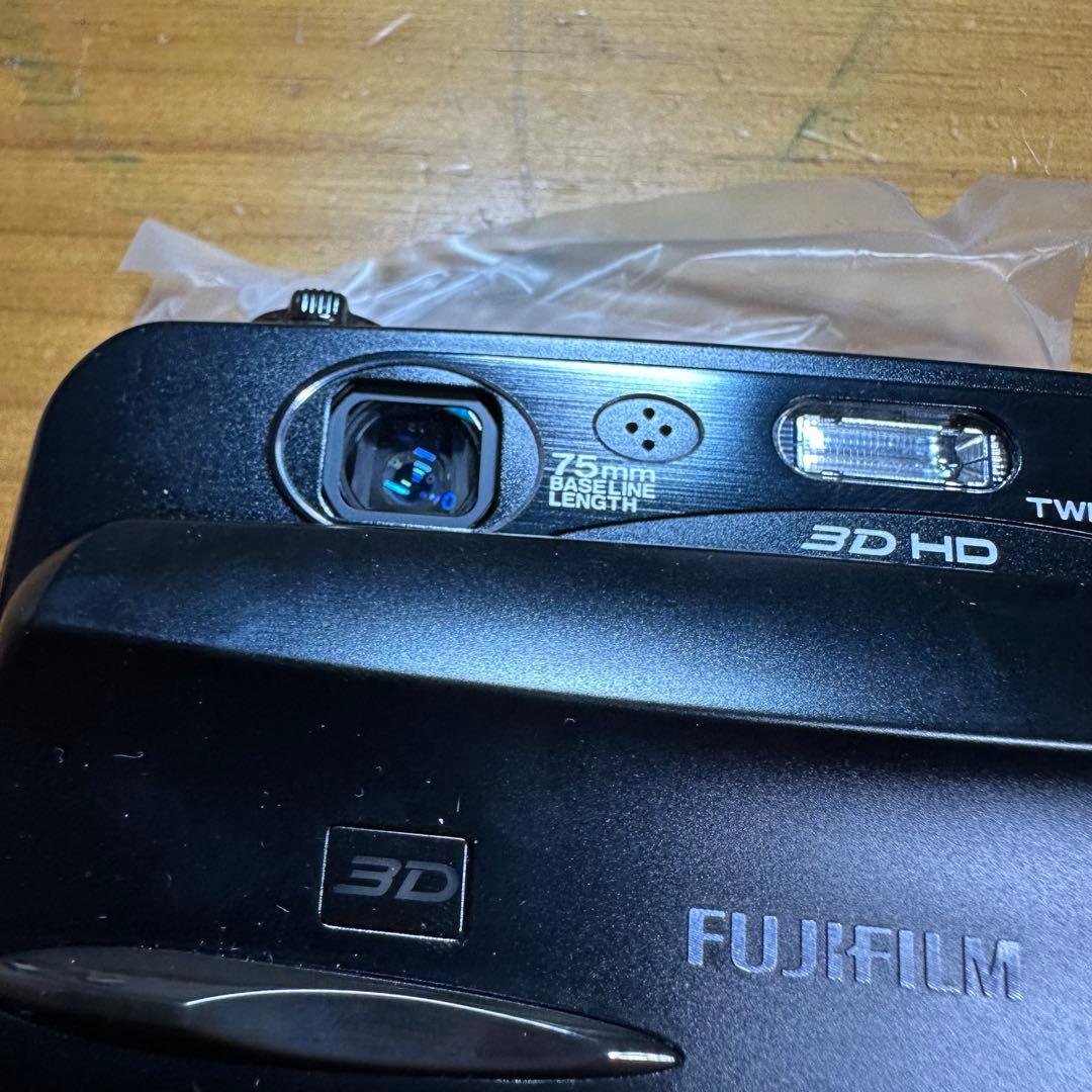 Fujifilm FinePix Real 3D W3 デジカメ 6318