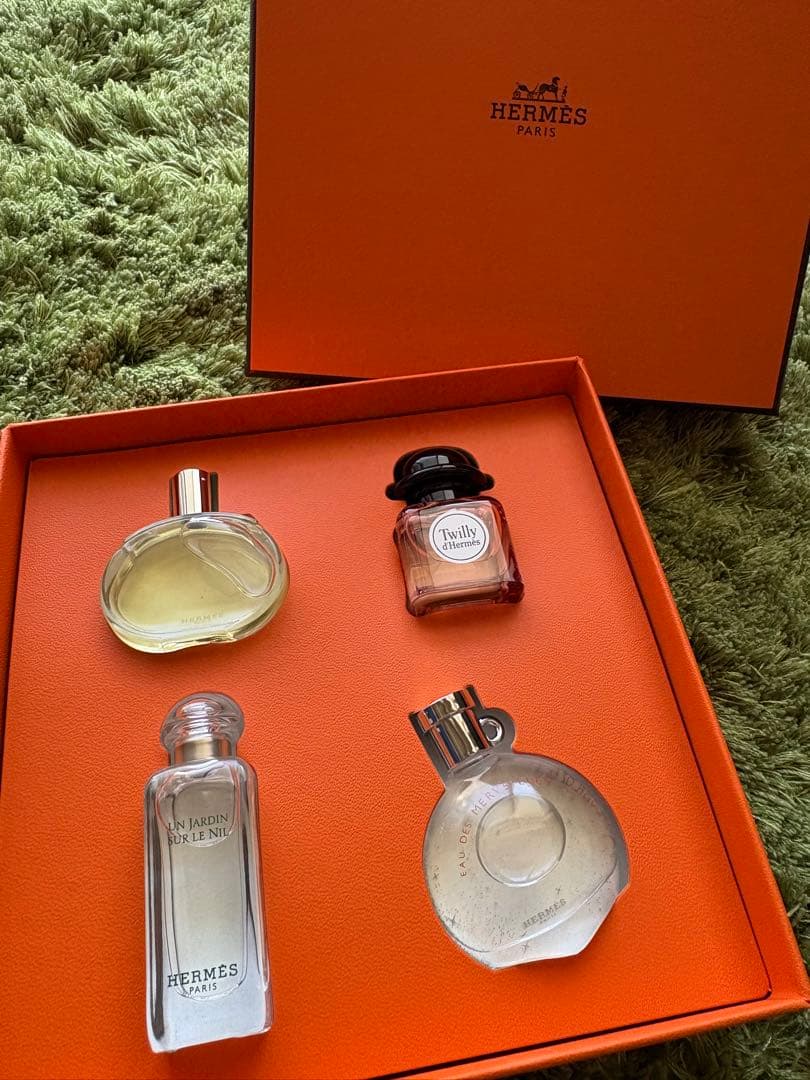 SALE新品未使用⭐︎HERMES コフレ ディスカバリー 4本セット♪