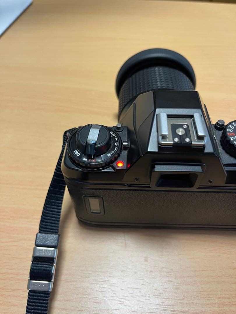 Nikon F-301 ニコン フィルム一眼レフ ボディ+レンズ
