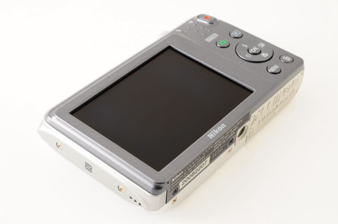 【美品】 ニコン Nikon COOLPIX S3700 コンパクト デジカメ
