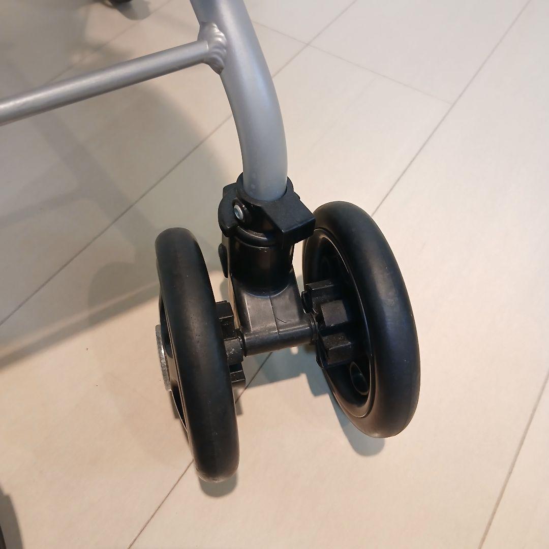 [美品] TacaoF　シルバーカー 幸和製作所 シプール SICP02