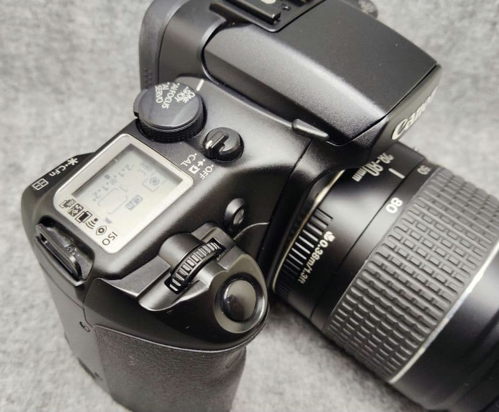 Canon EOS7 標準ズームレンズ付き　フィルムカメラ