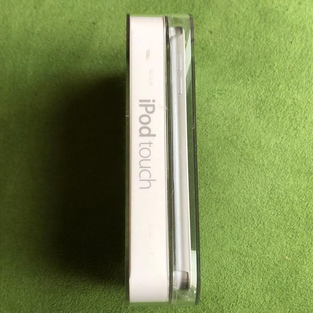 iPod touch 第5世代 32GB MD720J/A ホワイト＆シルバー