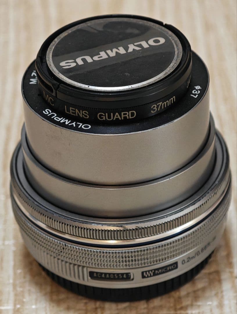 OLYMPUS OM-D E-M10 ミラーレス一眼　レンズ3本付