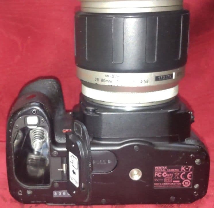 PENTAX K-7 デジタル一眼レフカメラ＋標準ズームレンズ＜動作機能確認済＞