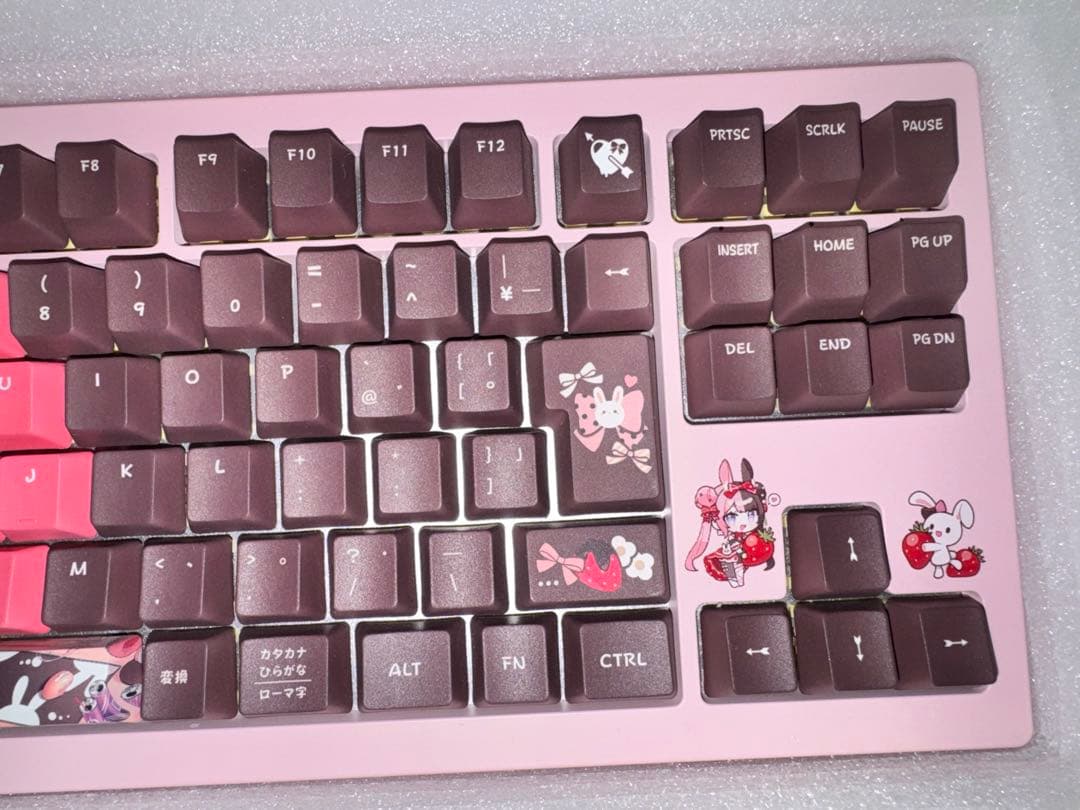 ぶいすぽっ！　橘ひなの　ゲーミングキーボード　VGGCキーキャップ付き