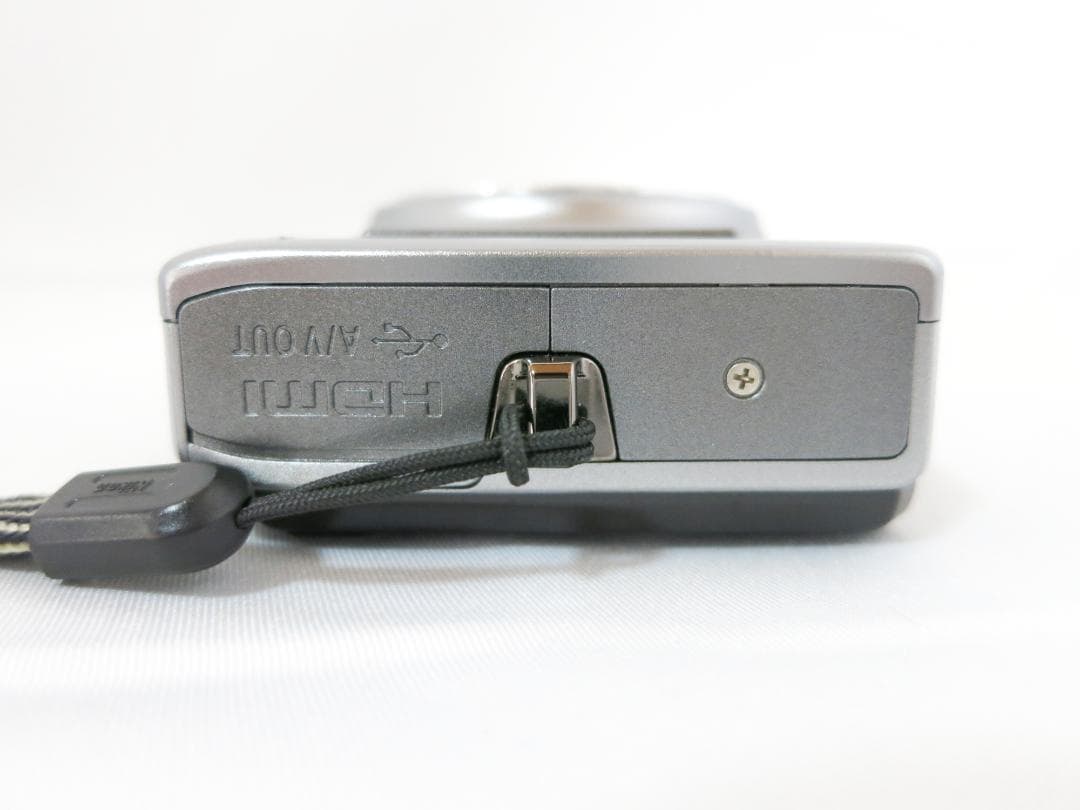 コンパクトデジタルカメラ Nikon COOLPIX S9300 　シルバー