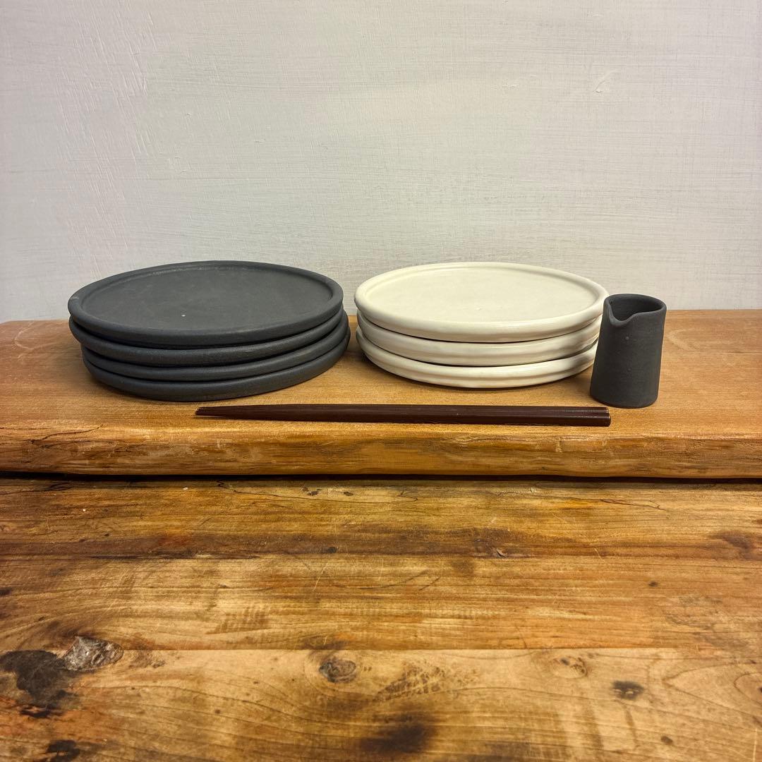 ドクタースランプ新品　陶器　陶芸作家　プレート皿4枚　122