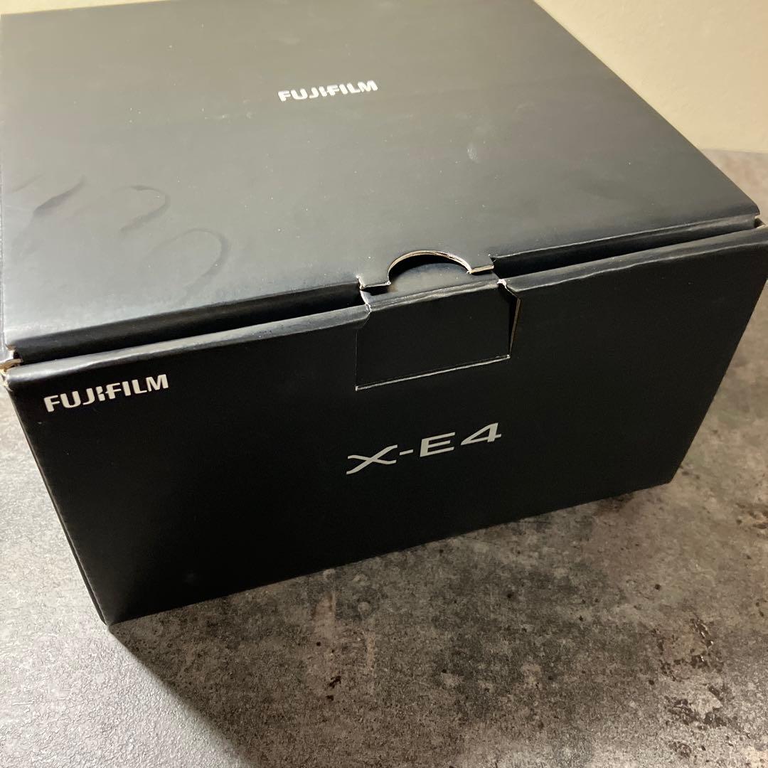 Fujifilm X-E4 ブラック