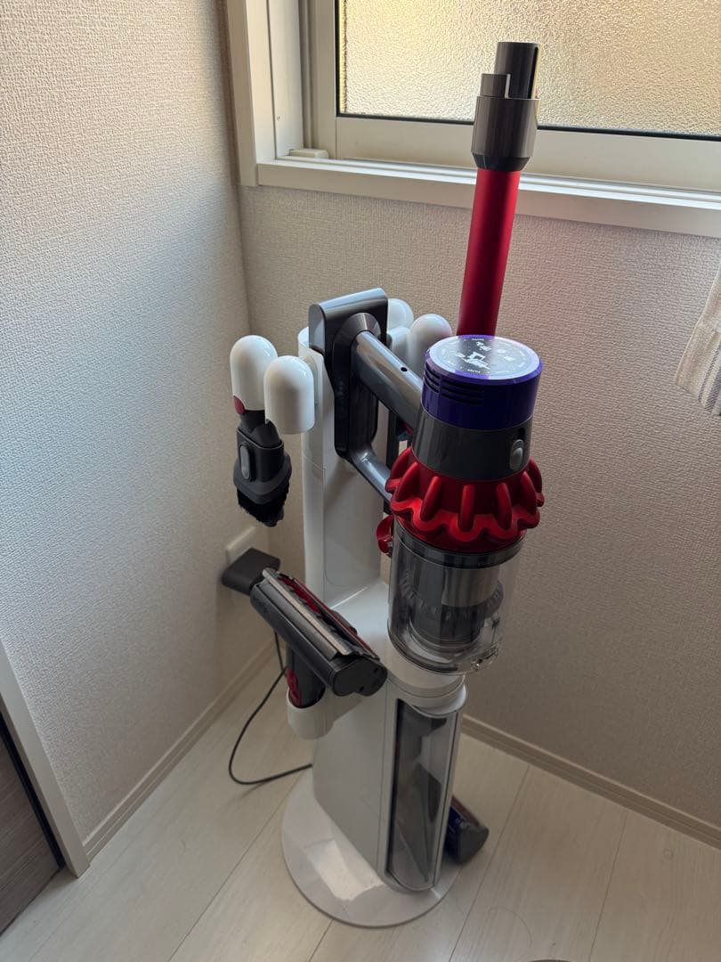 Dyson コードレススティッククリーナー SV12