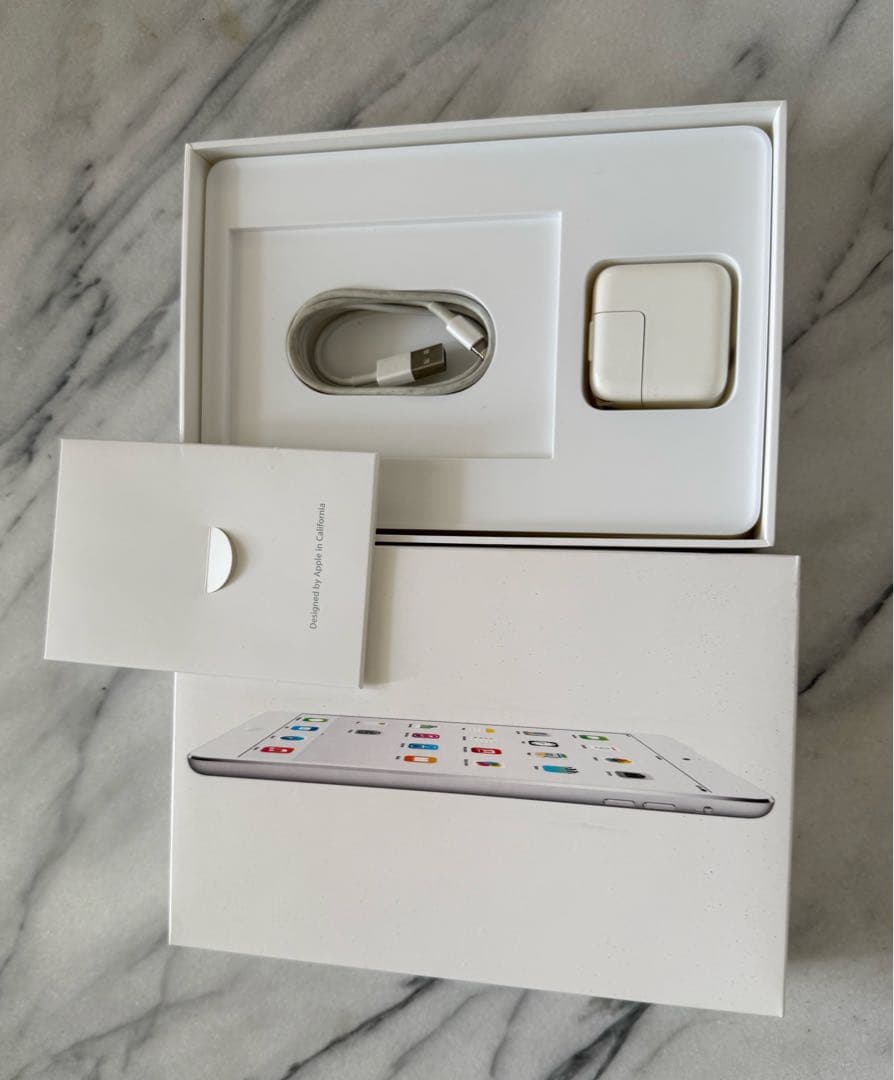 【美品】Apple iPad mini2 Wi-Fi 16GB