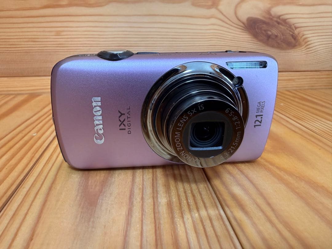 美品　キャノン IXY 930 IS ピンク （バッテリー充電器SDカード付）