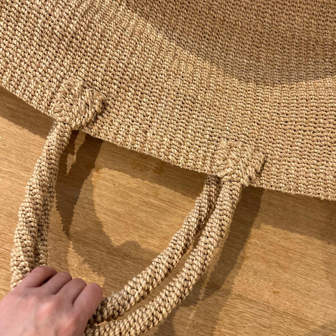 ジュードのベージュトートバッグ