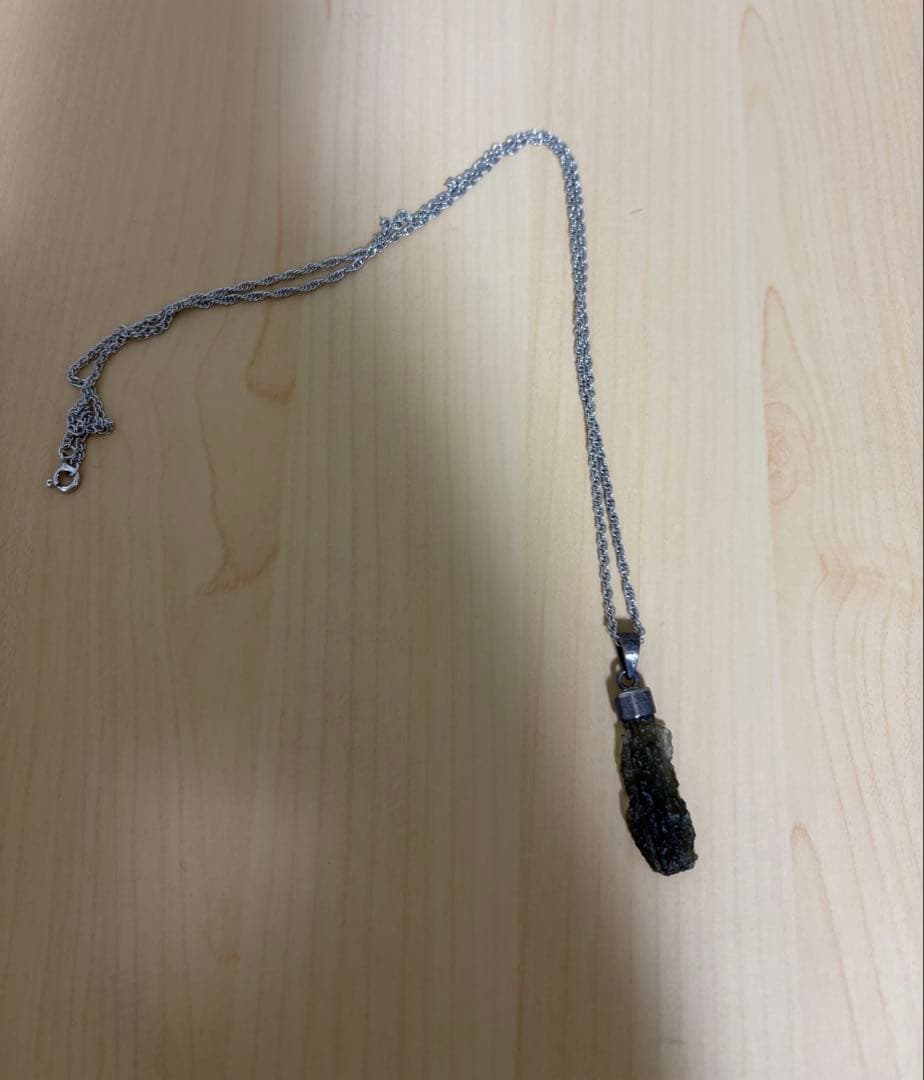 モルダバイト ペンダント ネックレス