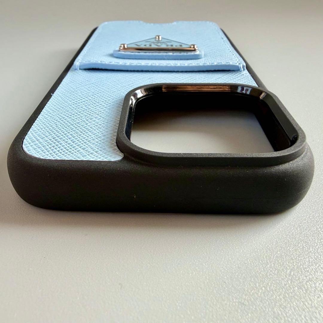 新品 未使用 PRADA プラダ iPhoneケース 15 Pro ロゴ 箱あり