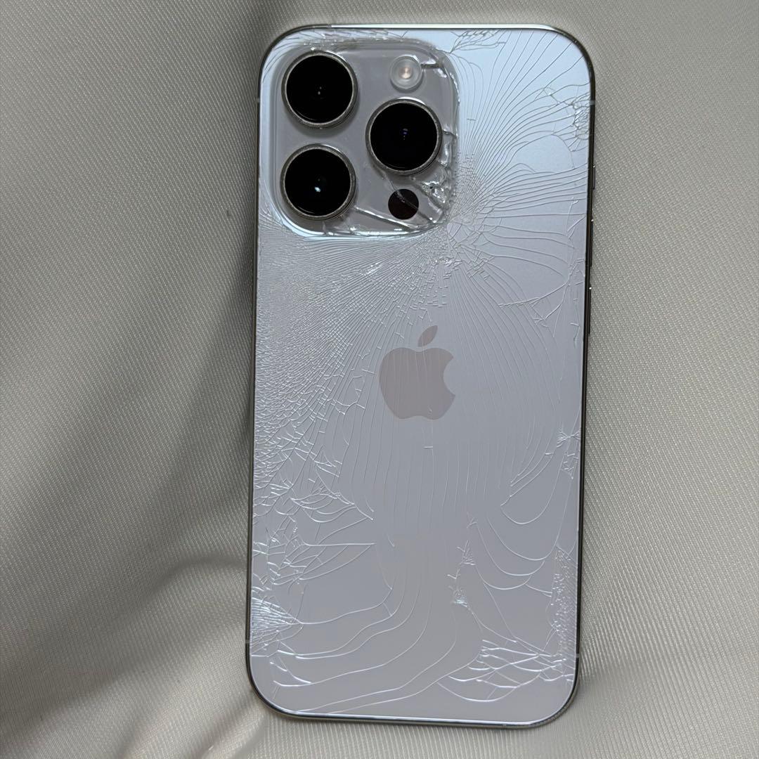 iPhone 14 pro 512GB シルバー　背面割れ　バッテリー76%
