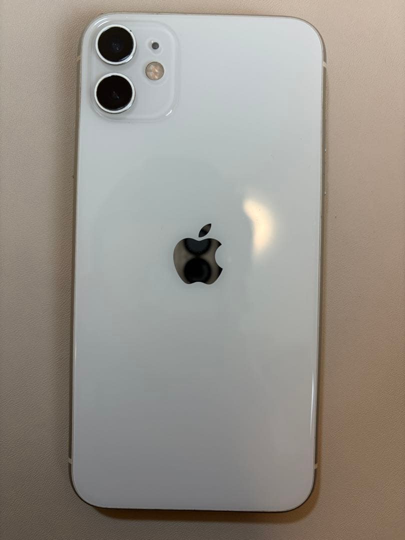 iPhone11 128GB ホワイト 本体
