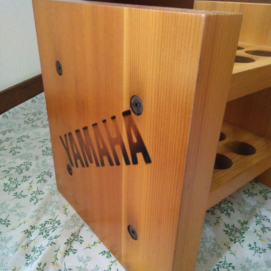 YAMAHA スピーカー スタンド。