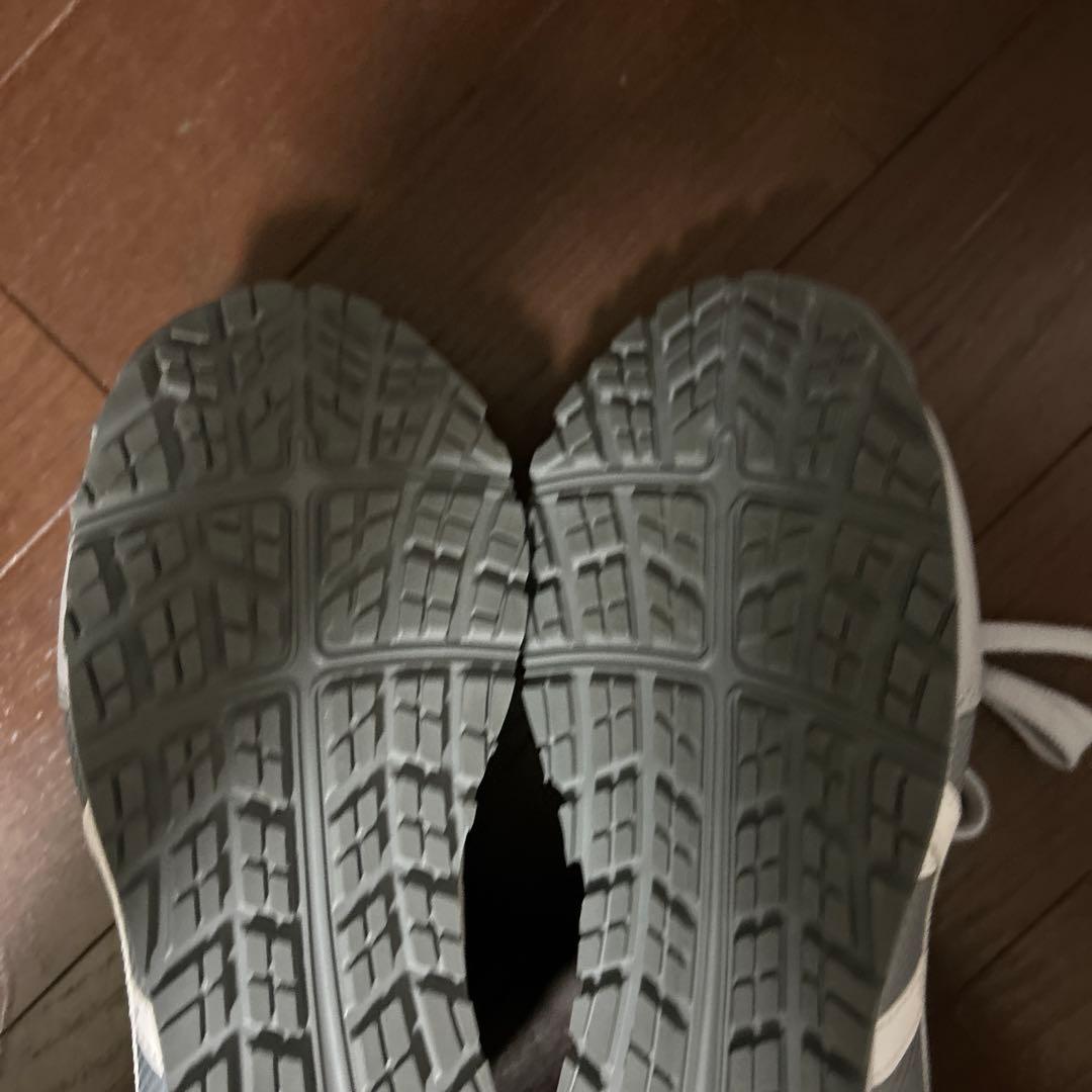asics アシックス　安全靴　レディース　美品　23.5cm グレー