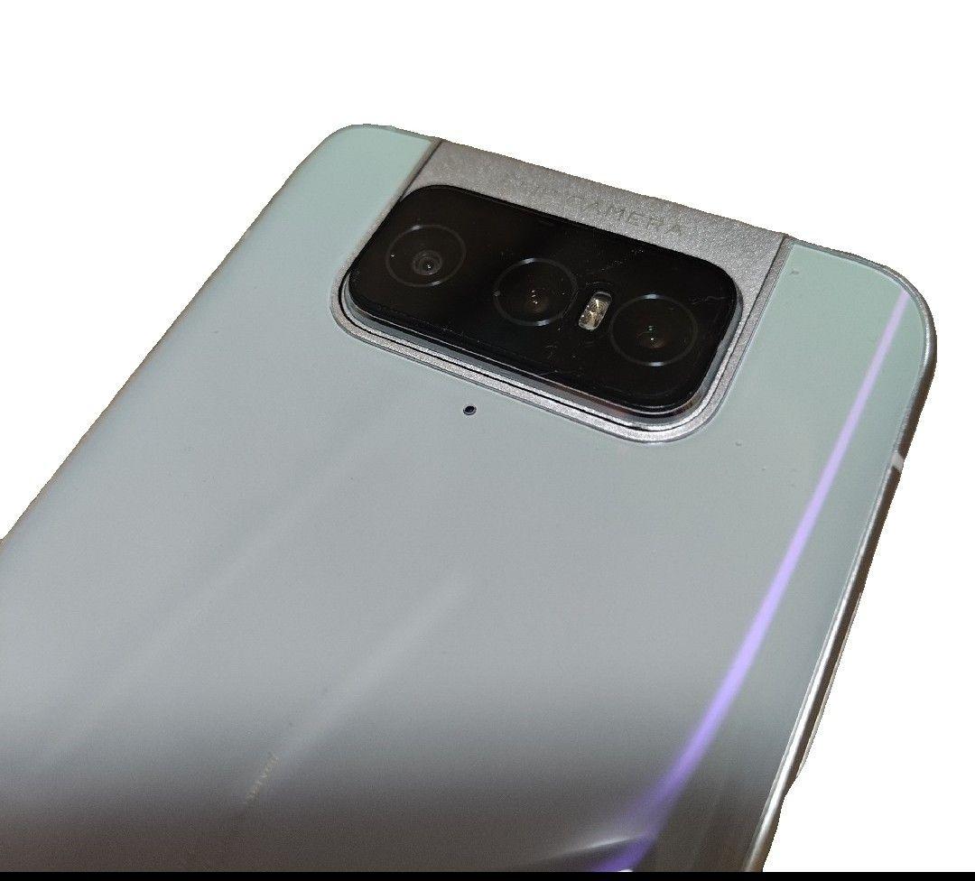 ②ASUS Zenfone 7 ZS670KS 訳あり品