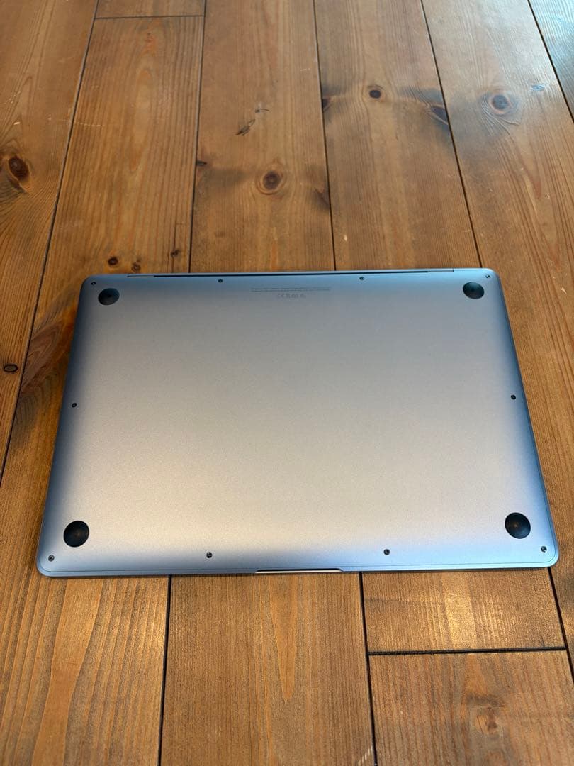 MacBook Air M1 8GB / 256GB スペースグレイ JIS