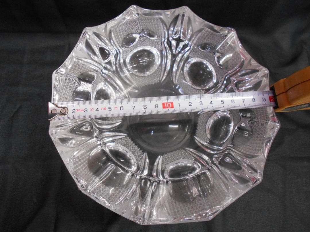 ガラス製高級灰皿 直径19.8cm×6.8㎝