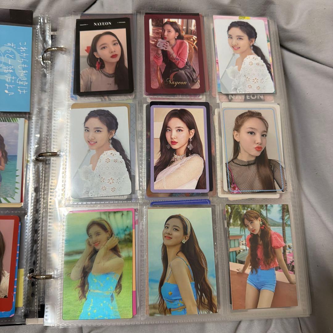 NAYEON K-POP トレーディングカード コレクション